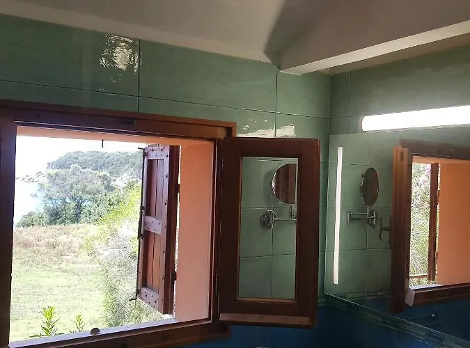 Accu Is Prezzus I 30mt Dal Mare