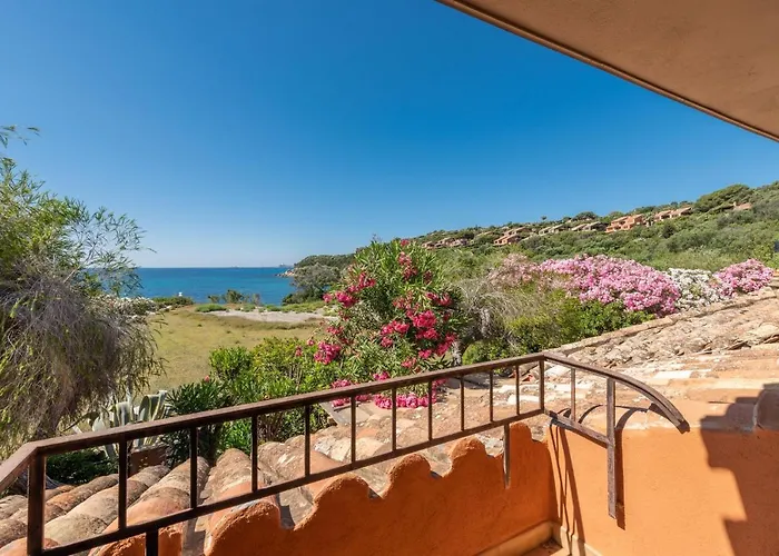 Accu Is Prezzus I 30mt Dal Mare * Villasimius